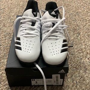 Boys NIB Adidas baseball cleats